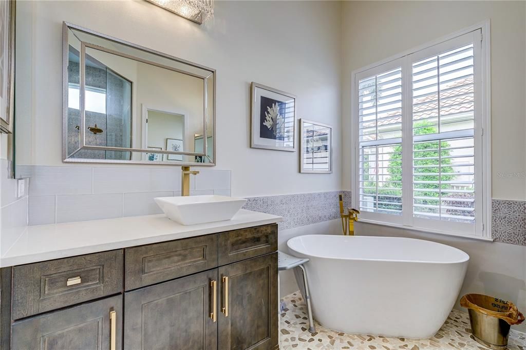 En Renta: $6,250 (3 camas, 2 baños, 2727 Pies cuadrados)