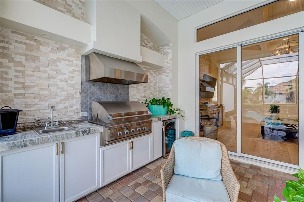 En Renta: $6,250 (3 camas, 2 baños, 2727 Pies cuadrados)