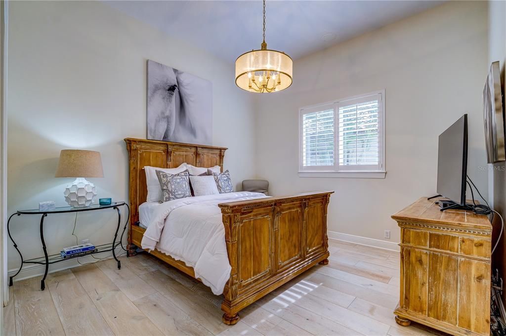 En Renta: $6,250 (3 camas, 2 baños, 2727 Pies cuadrados)