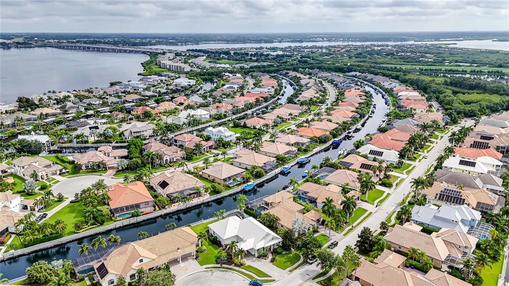 En Renta: $6,250 (3 camas, 2 baños, 2727 Pies cuadrados)