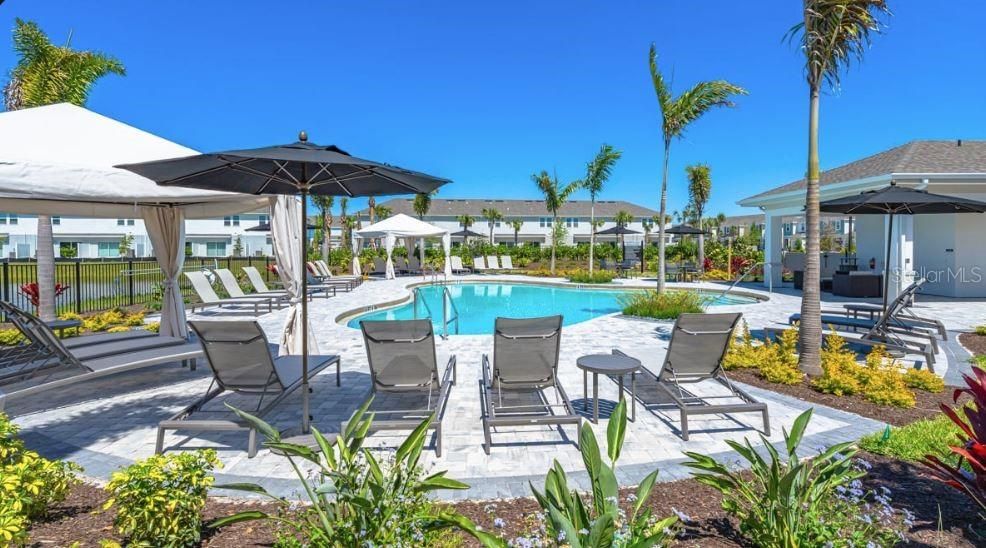 Active With Contract: $265,440 (2 beds, 2 baths, 1187 Square Feet)