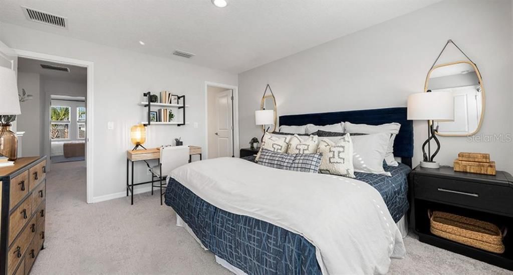 Active With Contract: $265,440 (2 beds, 2 baths, 1187 Square Feet)