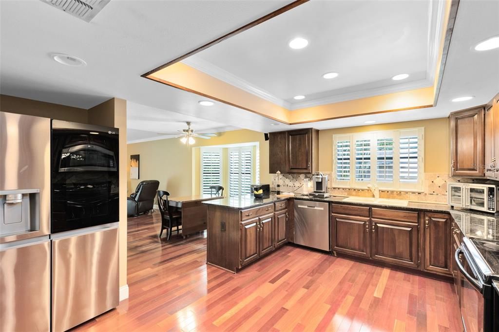 待售: $1,050,000 (4 贝兹, 2 浴室, 4105 平方英尺)