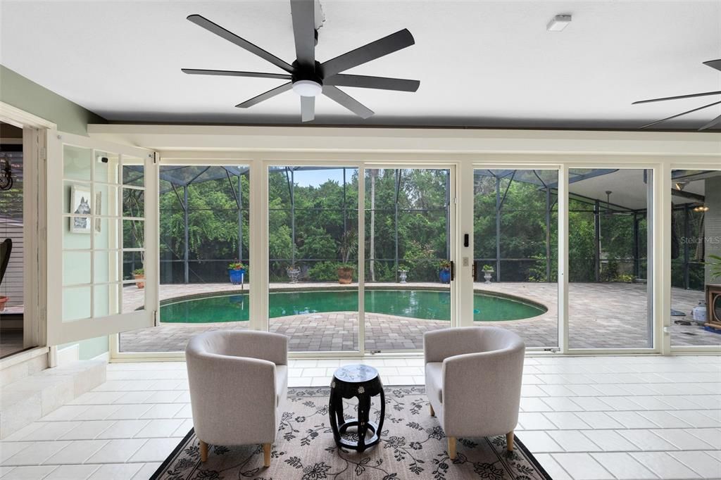 待售: $1,050,000 (4 贝兹, 2 浴室, 4105 平方英尺)