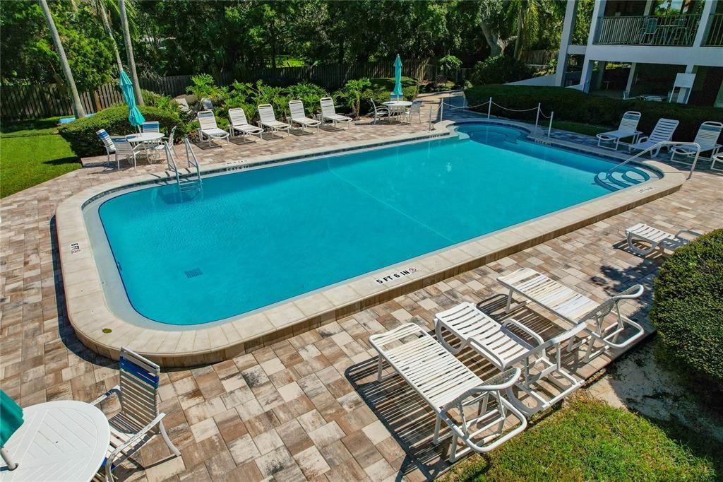 For Sale: $210,000 (2 beds, 2 baths, 1115 Square Feet)