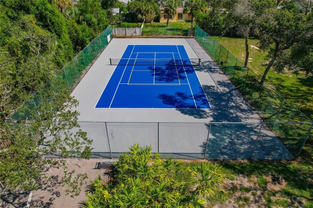 For Sale: $210,000 (2 beds, 2 baths, 1115 Square Feet)