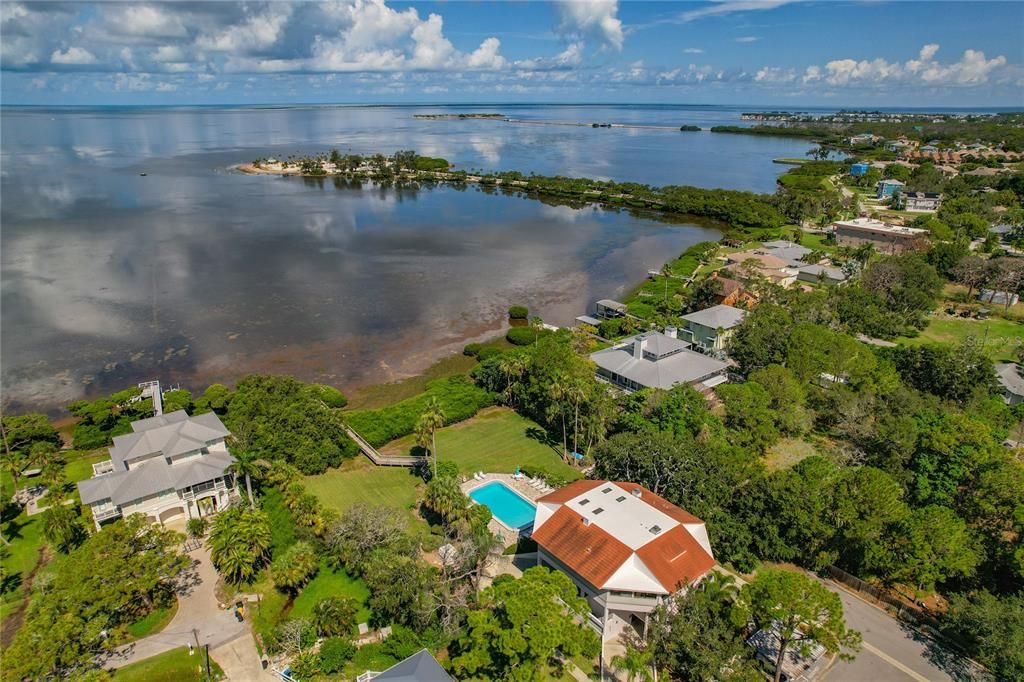 For Sale: $210,000 (2 beds, 2 baths, 1115 Square Feet)