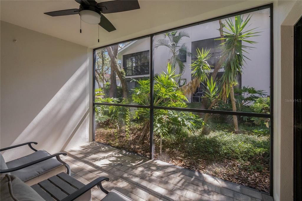 For Sale: $210,000 (2 beds, 2 baths, 1115 Square Feet)