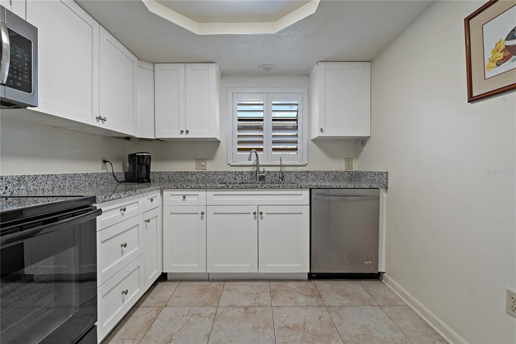 For Sale: $210,000 (2 beds, 2 baths, 1115 Square Feet)