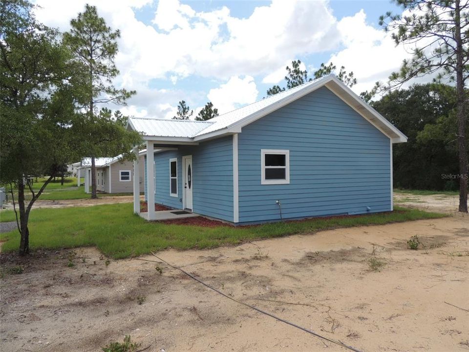 На продажу: $179,900 (1 спален, 1 ванн, 540 Квадратных фут)