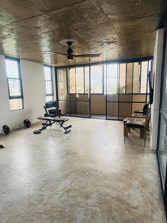 En Renta: $11,000 (5 camas, 4 baños, 4600 Pies cuadrados)