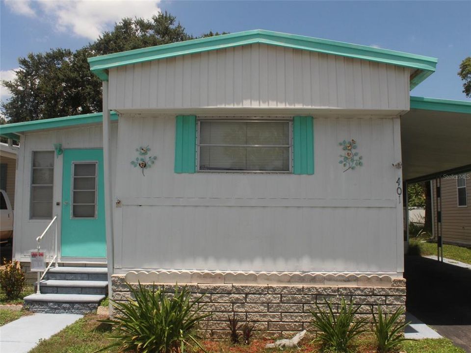 На продажу: $59,900 (2 спален, 2 ванн, 720 Квадратных фут)