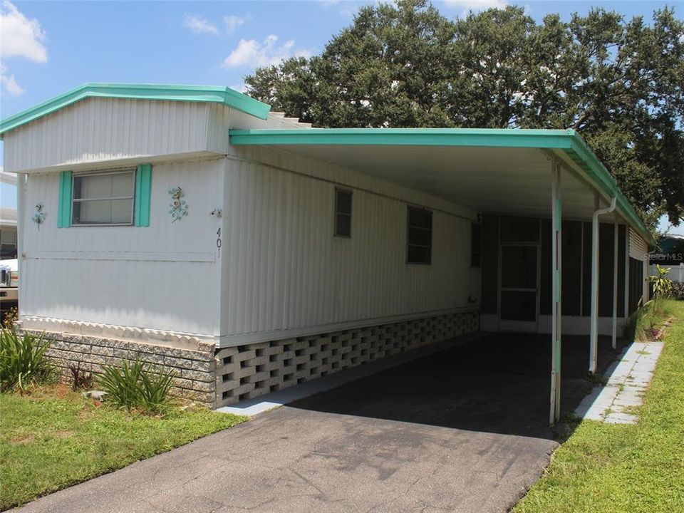 На продажу: $59,900 (2 спален, 2 ванн, 720 Квадратных фут)