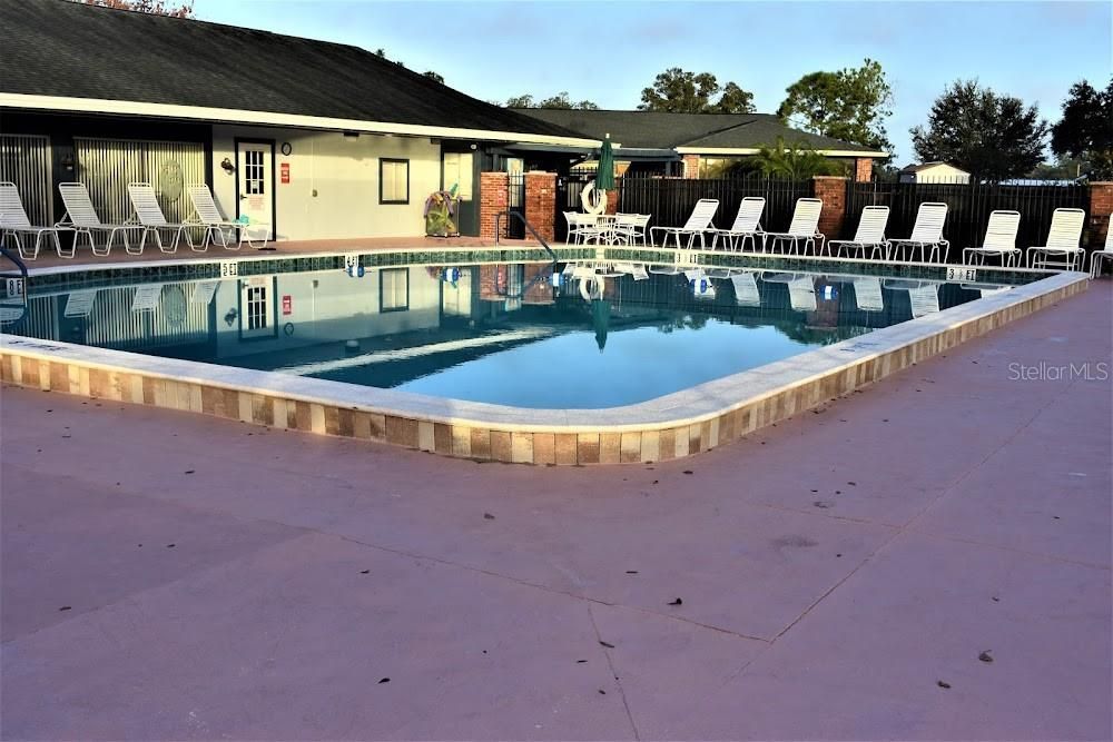 На продажу: $59,900 (2 спален, 2 ванн, 720 Квадратных фут)