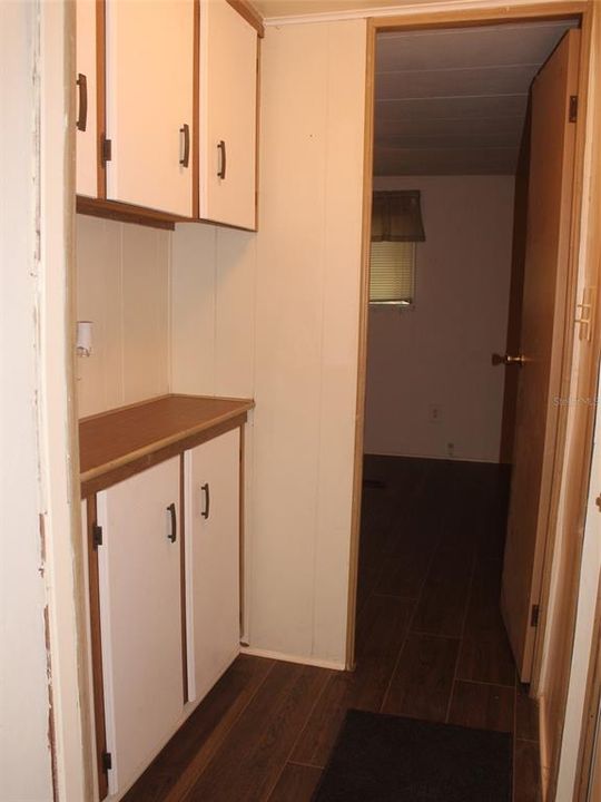 На продажу: $59,900 (2 спален, 2 ванн, 720 Квадратных фут)