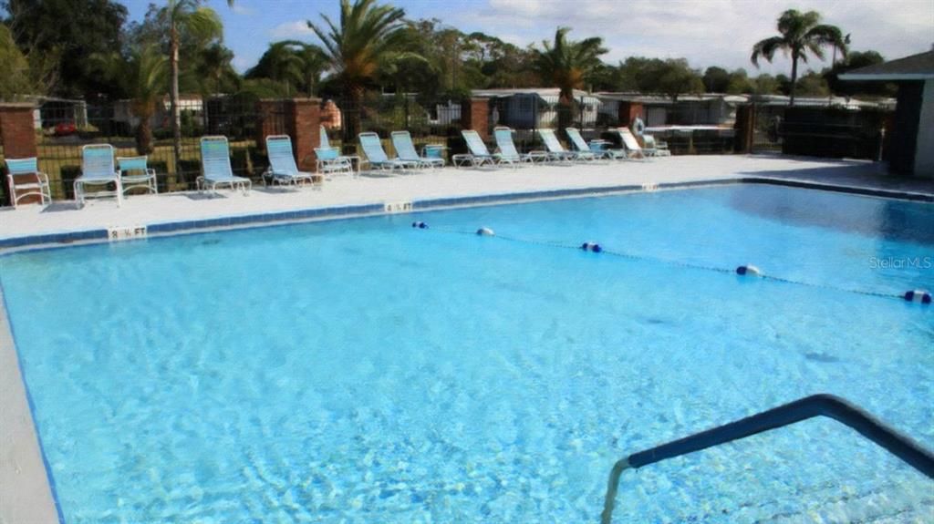 На продажу: $59,900 (2 спален, 2 ванн, 720 Квадратных фут)