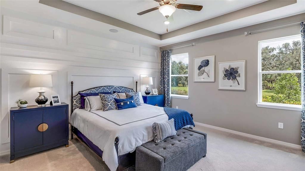 合同活跃: $353,990 (4 贝兹, 2 浴室, 2045 平方英尺)