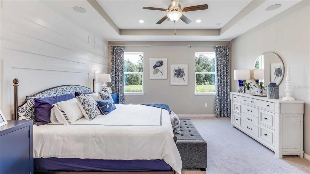 合同活跃: $353,990 (4 贝兹, 2 浴室, 2045 平方英尺)