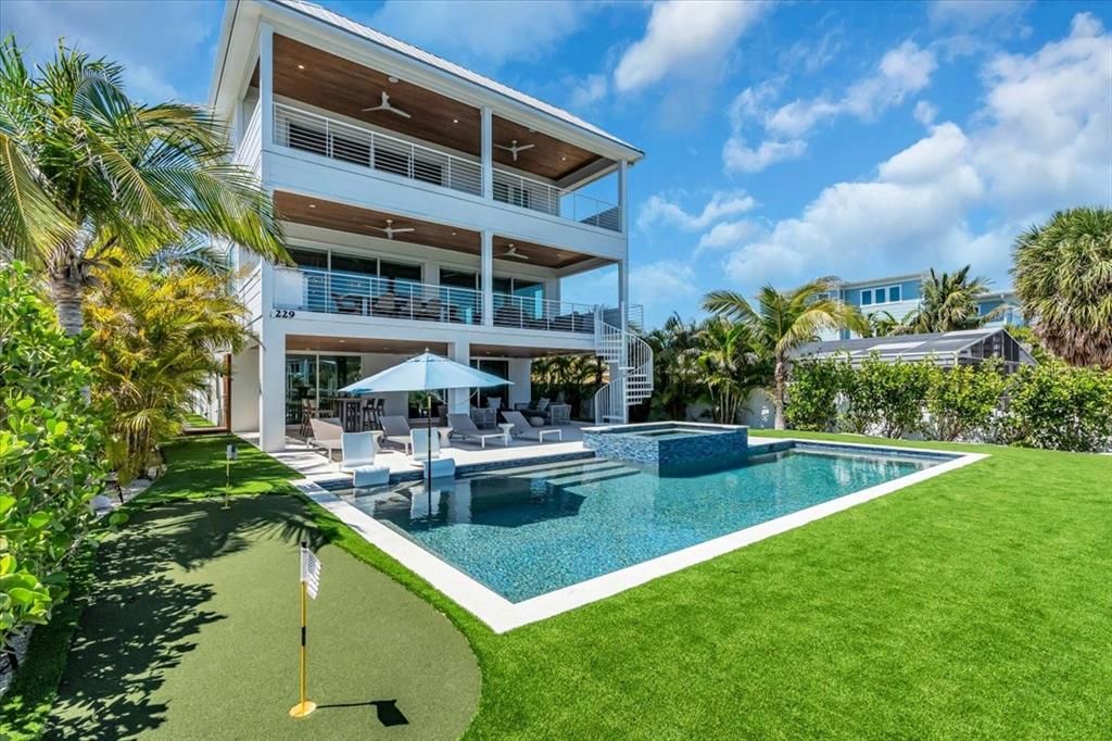 На продажу: $6,375,000 (5 спален, 4 ванн, 3250 Квадратных фут)