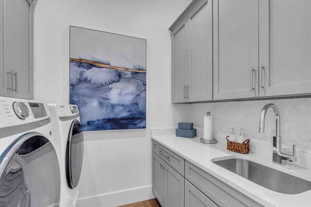 На продажу: $6,375,000 (5 спален, 4 ванн, 3250 Квадратных фут)