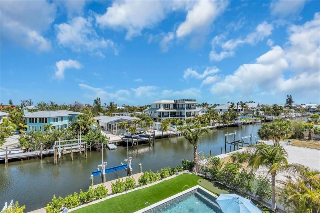 На продажу: $6,375,000 (5 спален, 4 ванн, 3250 Квадратных фут)