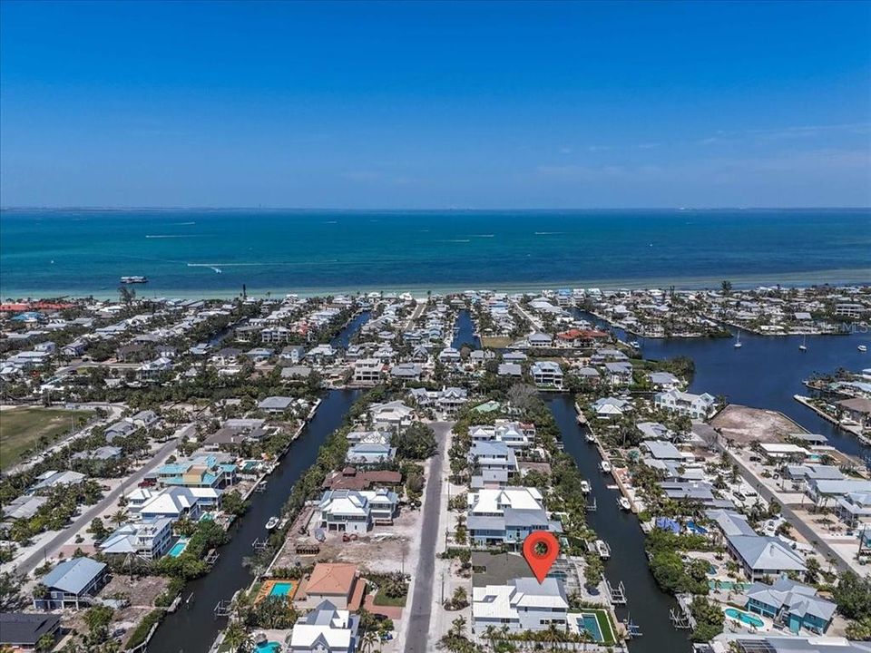 На продажу: $6,375,000 (5 спален, 4 ванн, 3250 Квадратных фут)