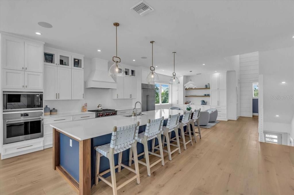 На продажу: $6,375,000 (5 спален, 4 ванн, 3250 Квадратных фут)