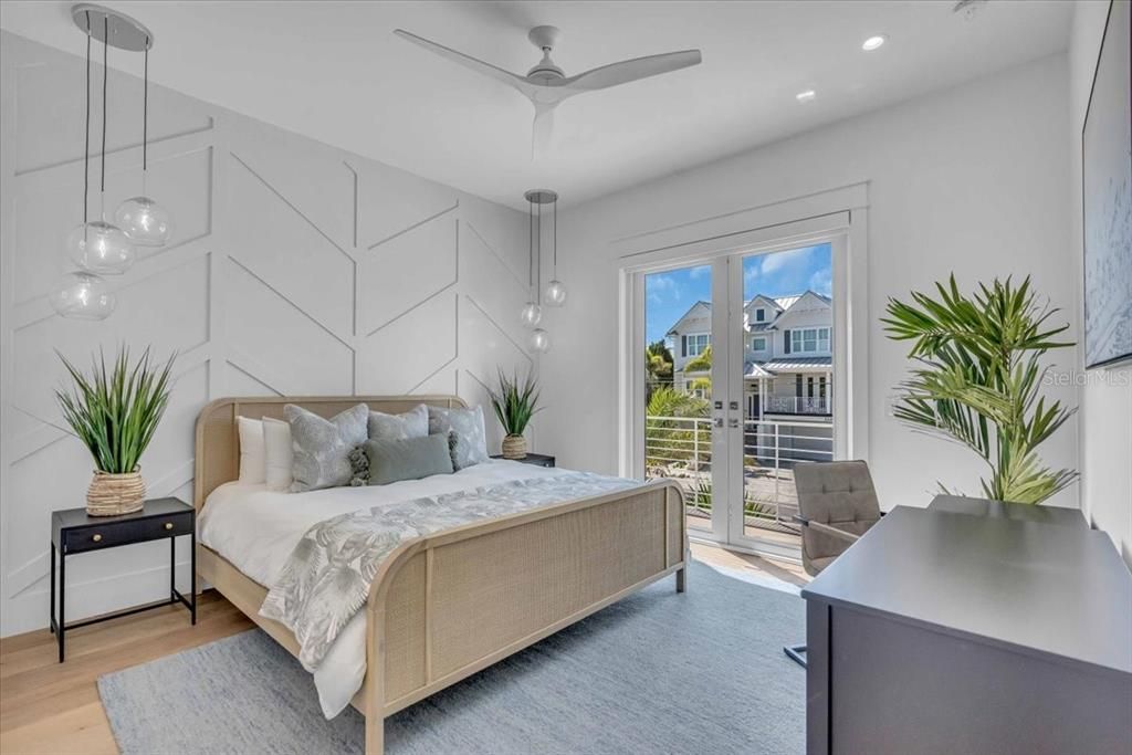 На продажу: $6,375,000 (5 спален, 4 ванн, 3250 Квадратных фут)