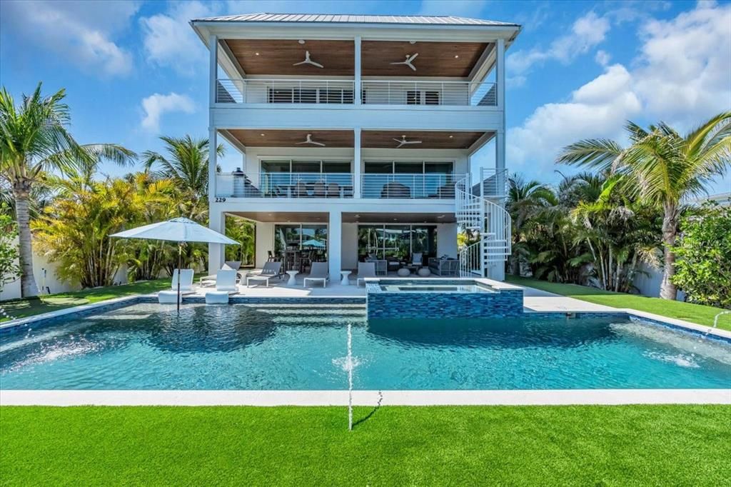 На продажу: $6,375,000 (5 спален, 4 ванн, 3250 Квадратных фут)