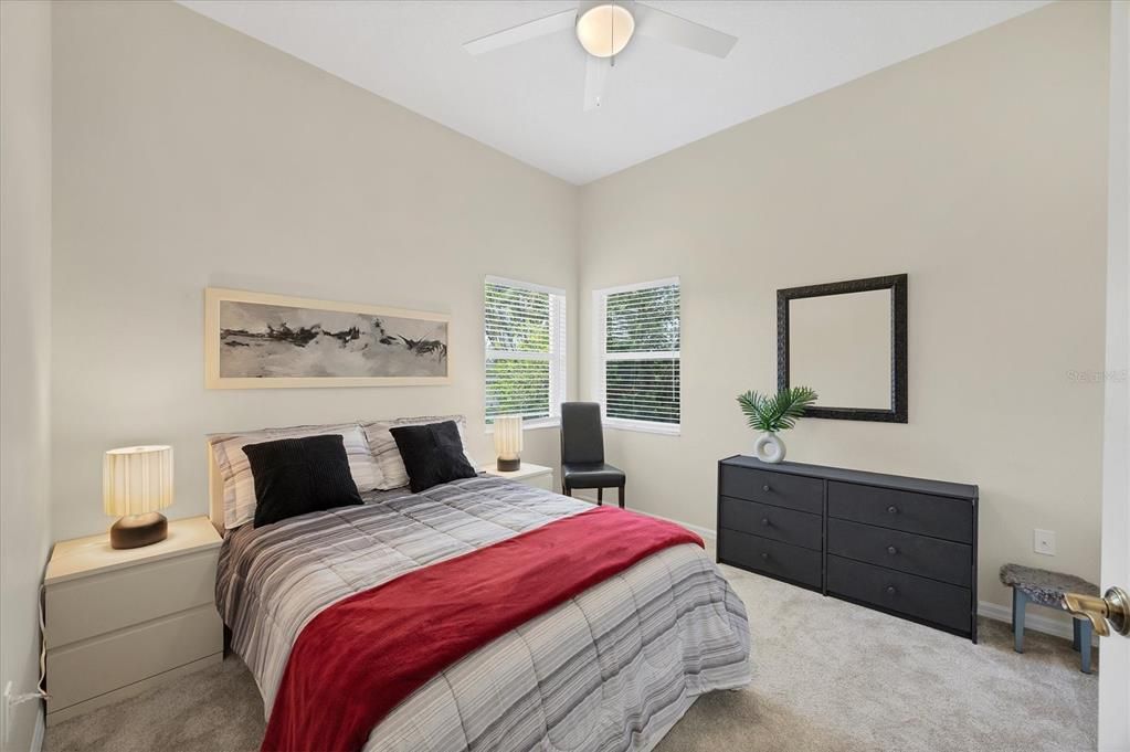 En Renta: $5,500 (3 camas, 2 baños, 2432 Pies cuadrados)