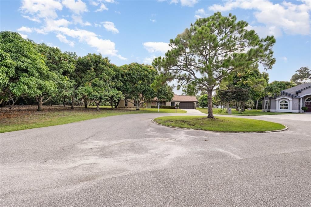 待售: $699,900 (4 贝兹, 2 浴室, 2002 平方英尺)