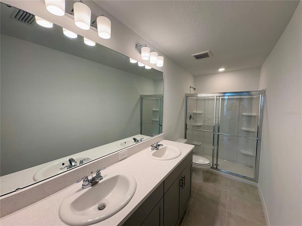 For Rent: $1,895 (2 beds, 2 baths, 1200 Square Feet)