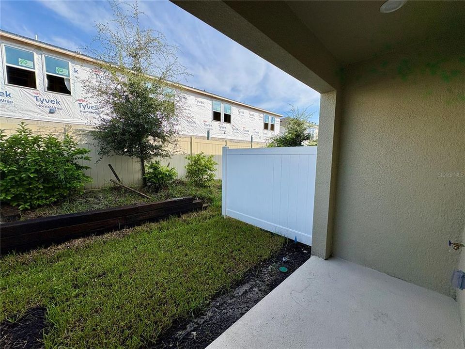 For Rent: $1,895 (2 beds, 2 baths, 1200 Square Feet)