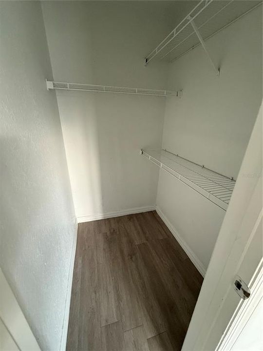 На продажу: $120,000 (2 спален, 2 ванн, 1062 Квадратных фут)