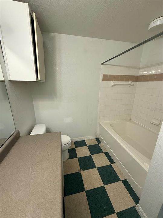 На продажу: $120,000 (2 спален, 2 ванн, 1062 Квадратных фут)