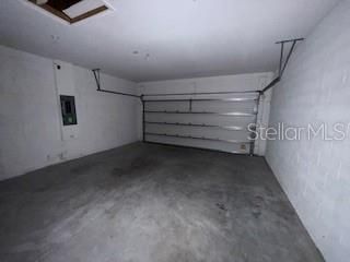 Activo con contrato: $273,000 (4 camas, 2 baños, 1929 Pies cuadrados)