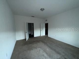 Activo con contrato: $273,000 (4 camas, 2 baños, 1929 Pies cuadrados)