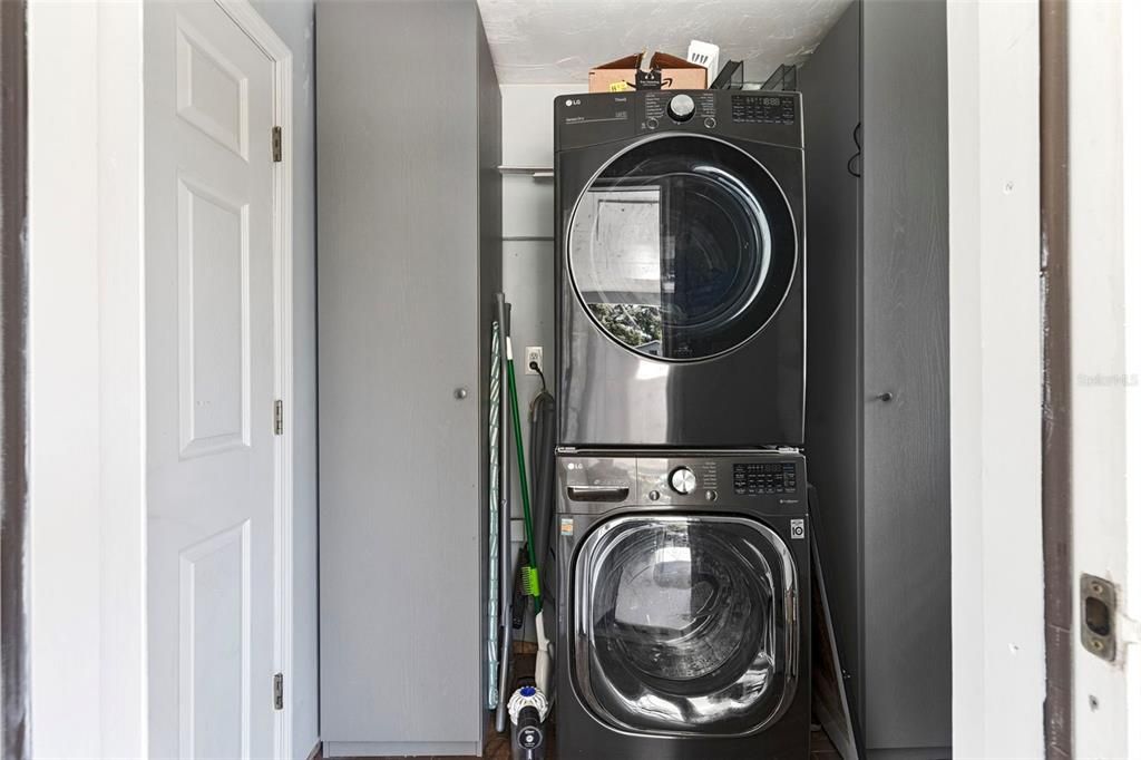 На продажу: $288,900 (3 спален, 1 ванн, 1022 Квадратных фут)