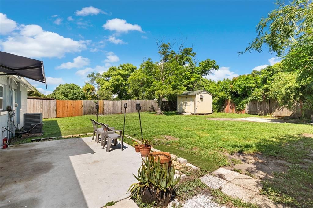 На продажу: $288,900 (3 спален, 1 ванн, 1022 Квадратных фут)