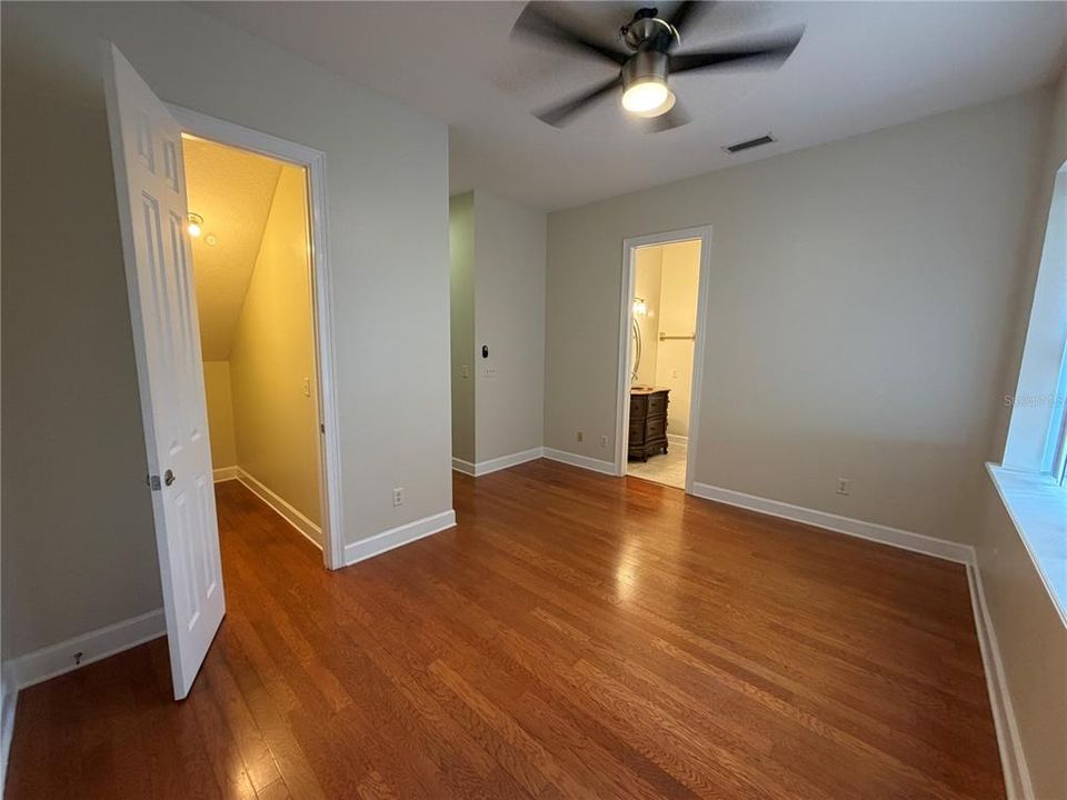 В аренду: $3,999 (4 спален, 3 ванн, 2700 Квадратных фут)