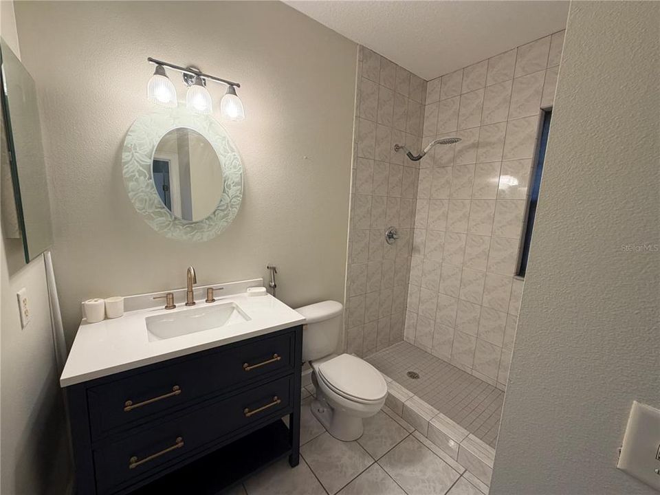 В аренду: $3,999 (4 спален, 3 ванн, 2700 Квадратных фут)