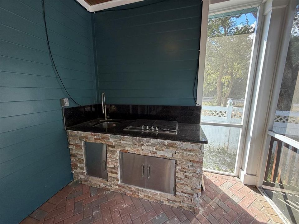 В аренду: $3,999 (4 спален, 3 ванн, 2700 Квадратных фут)