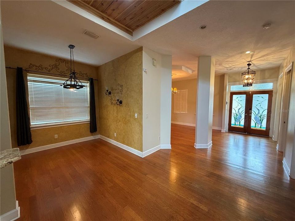 В аренду: $3,999 (4 спален, 3 ванн, 2700 Квадратных фут)