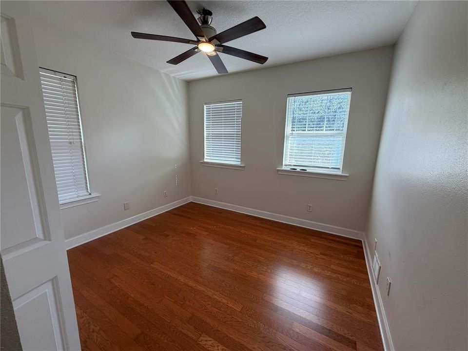 В аренду: $3,999 (4 спален, 3 ванн, 2700 Квадратных фут)