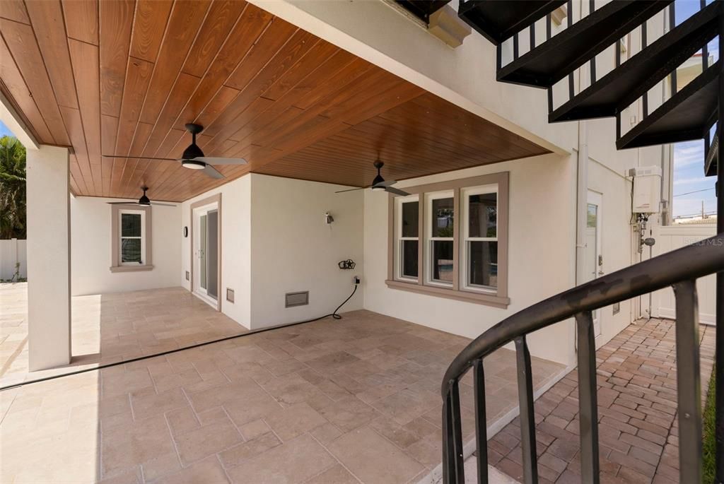 Active With Contract: $1,900,000 (4 beds, 3 baths, 3341 Square Feet)