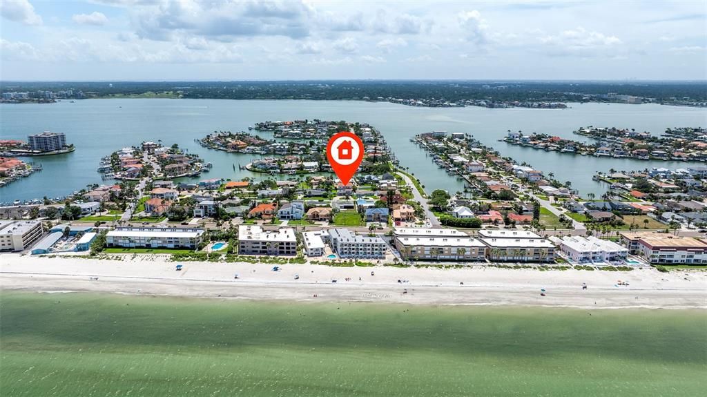 Active With Contract: $1,900,000 (4 beds, 3 baths, 3341 Square Feet)