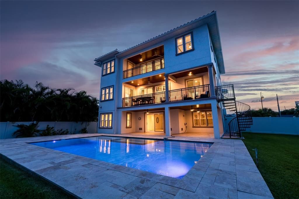 Active With Contract: $1,900,000 (4 beds, 3 baths, 3341 Square Feet)