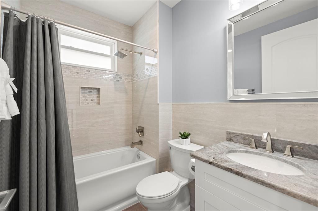 Active With Contract: $1,900,000 (4 beds, 3 baths, 3341 Square Feet)