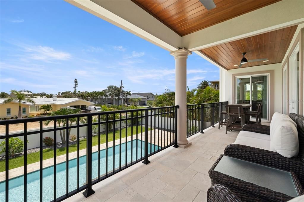 Active With Contract: $1,900,000 (4 beds, 3 baths, 3341 Square Feet)