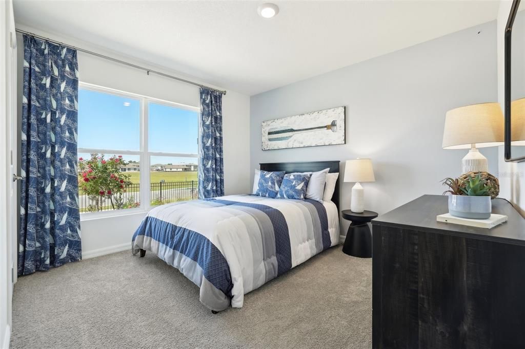 Activo con contrato: $314,990 (4 camas, 2 baños, 1774 Pies cuadrados)